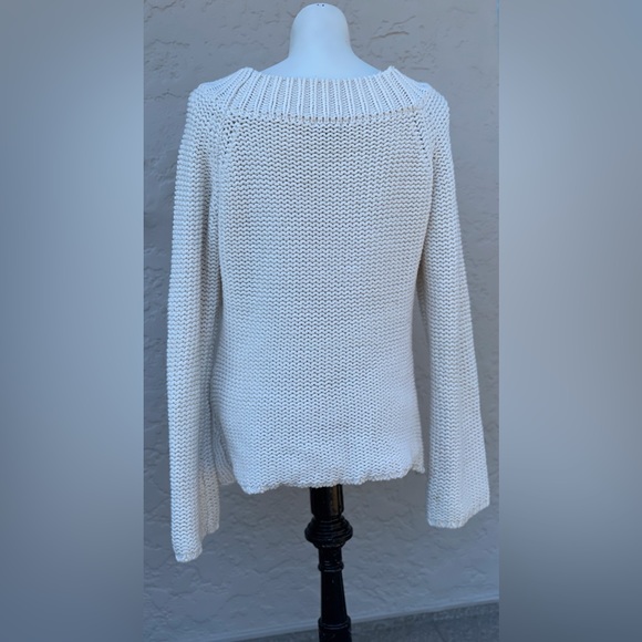 Loose knit tunic sweater with bell sleeve - Picture 3 of 8